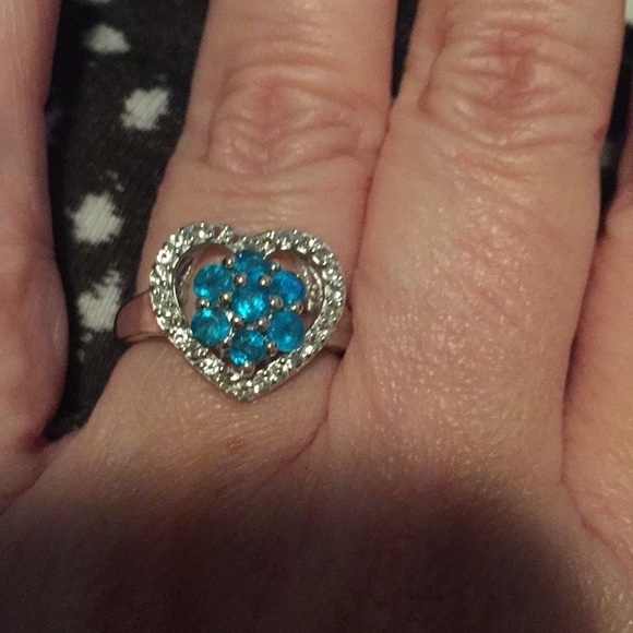 RAREST OF THE APATITE COLORS. 2  HOURS  ONLY.  LADIES - Picture 5 of 12